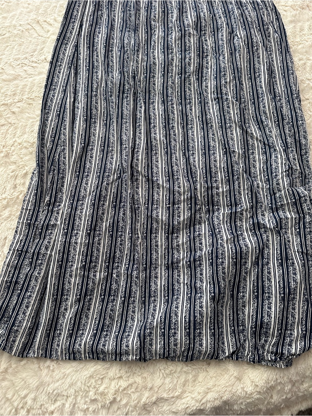 Beaches & Boho Striped Smocked Maxi Dress in Navy and White XL - Picture 3 of 5